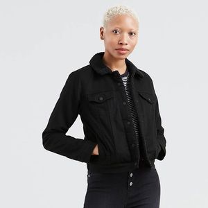 Levi’s Original Sherpa Trucker Jacket (like new)